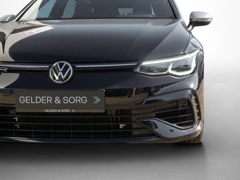 Volkswagen Golf Variant R – image 12 of 24