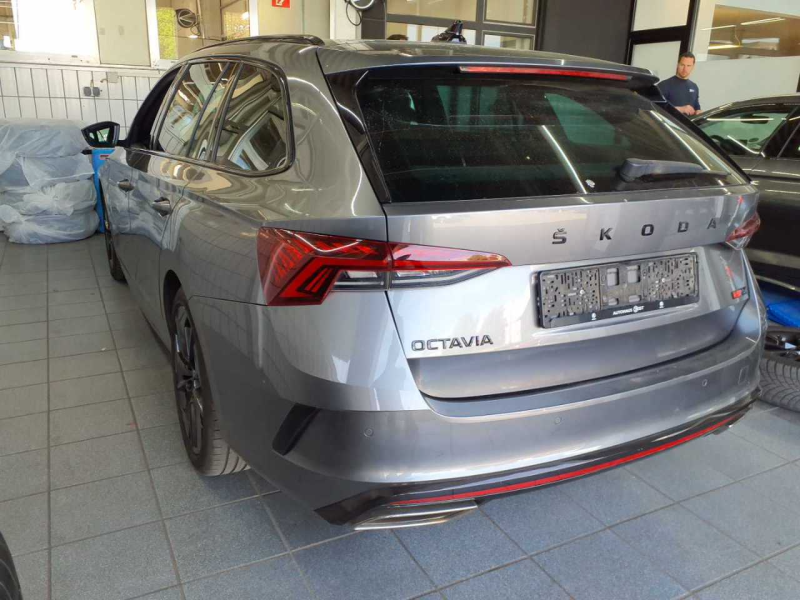 Škoda Octavia RS – image 3 of 8