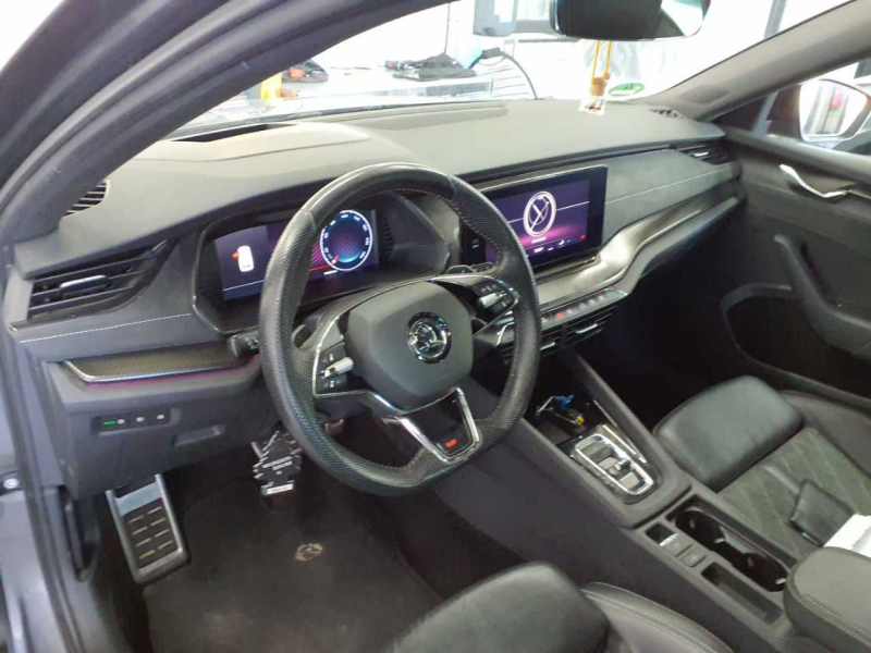 Škoda Octavia RS – image 7 of 8