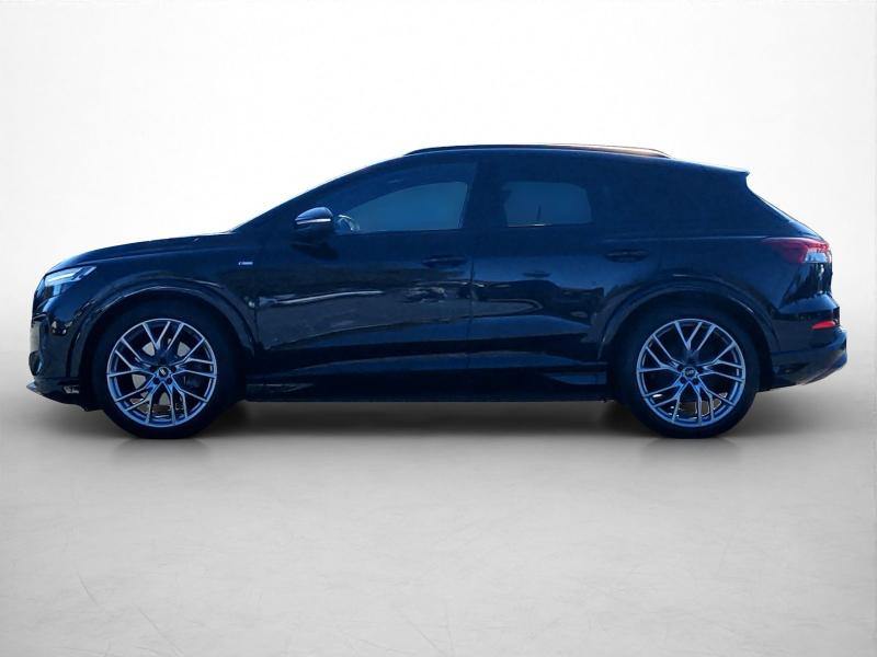 Audi Q4 e-tron S line – image 3 of 25