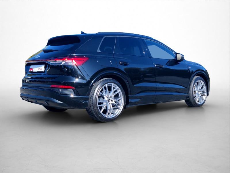 Audi Q4 e-tron S line – image 19 of 25