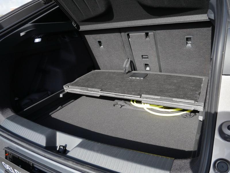 Cupra Tavascan VZ – image 23 of 24