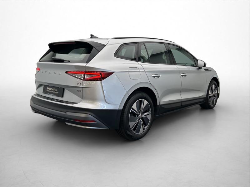 Škoda Enyaq Loft – image 2 of 17