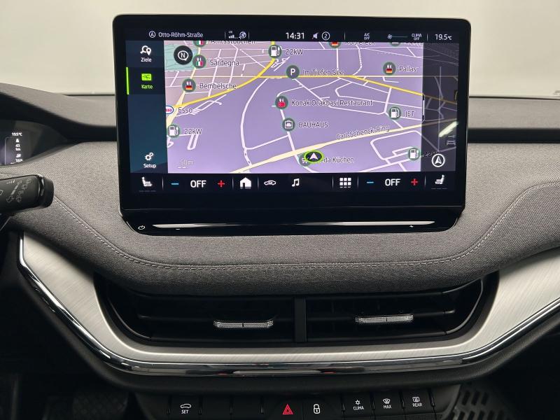 Škoda Enyaq Loft – image 6 of 17