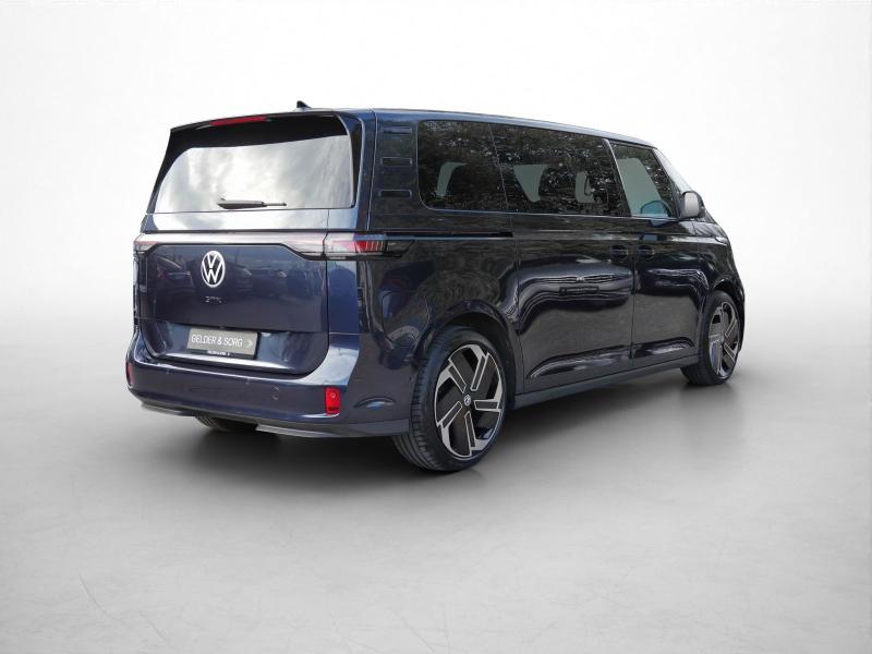 Volkswagen ID. Buzz GTX – image 2 of 24