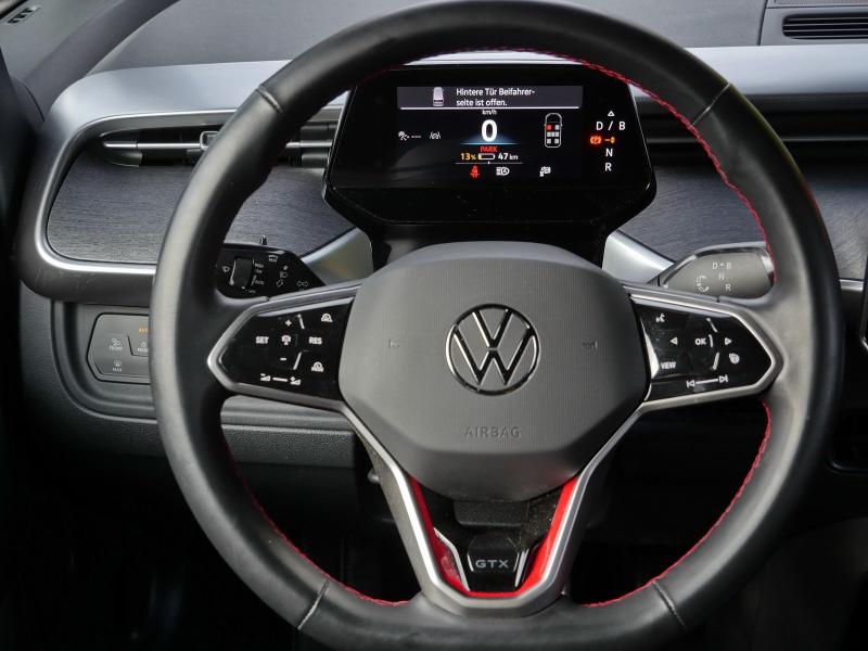 Volkswagen ID. Buzz GTX – image 9 of 24