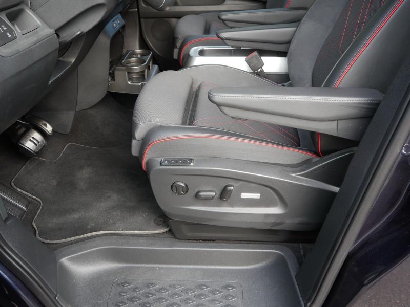 Volkswagen ID. Buzz GTX – image 22 of 24