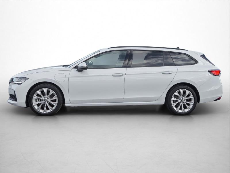 Škoda Superb Selection – image 3 of 24