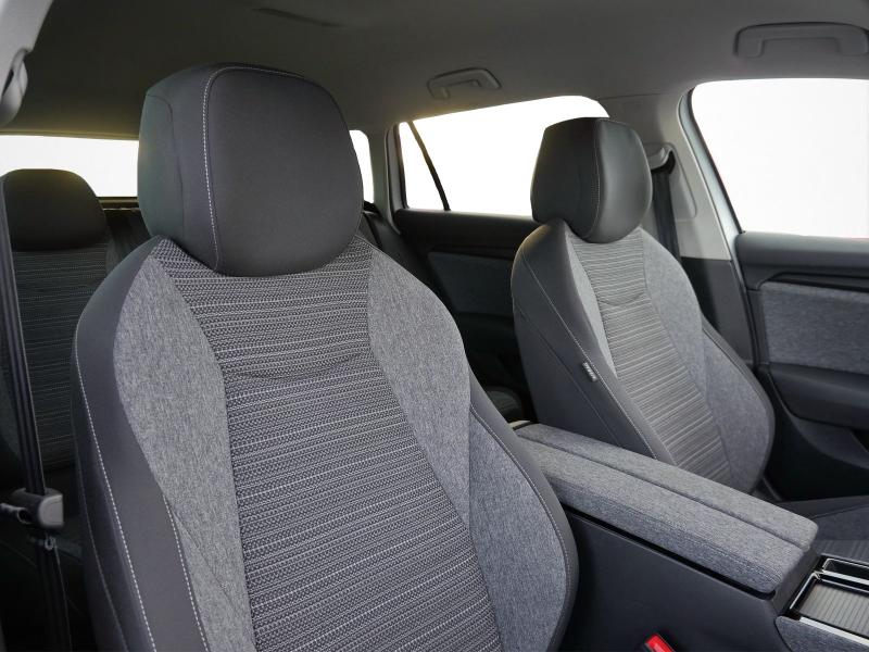 Škoda Superb Selection – image 10 of 24