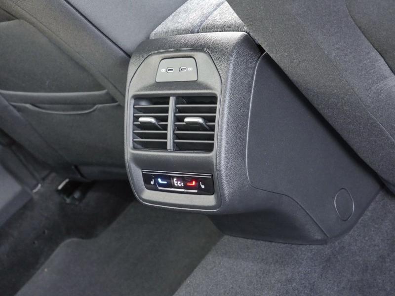Škoda Superb Selection – image 17 of 24