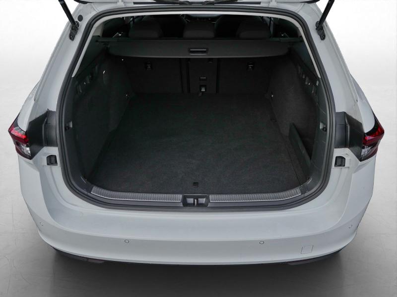 Škoda Superb Selection – image 11 of 24