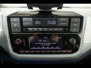 Volkswagen e-up! move up! – image 13 of 25
