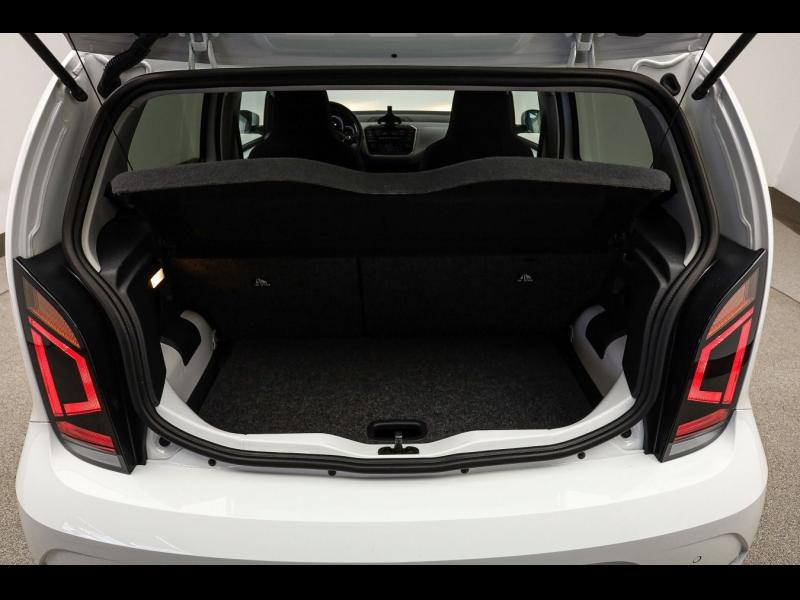 Volkswagen e-up! move up! – image 24 of 25
