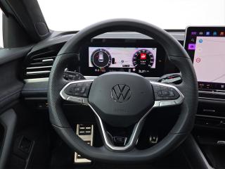 Volkswagen Passat Variant R-Line – image 8 of 17
