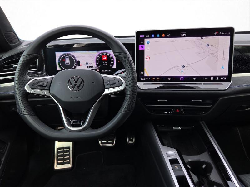 Volkswagen Passat Variant R-Line – image 5 of 17