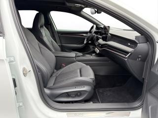 Škoda Superb Sportline – image 4 of 17