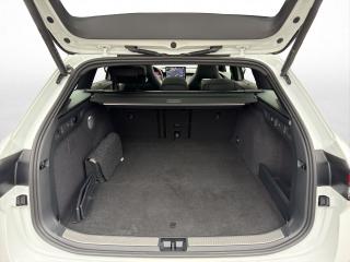 Škoda Superb Sportline – image 11 of 17