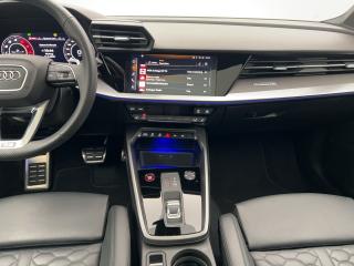 Audi RS 3 Sportback – image 7 of 18