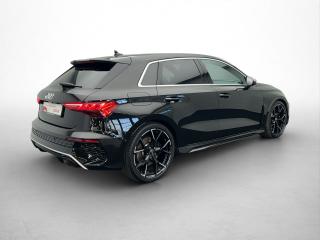 Audi RS 3 Sportback – image 17 of 18