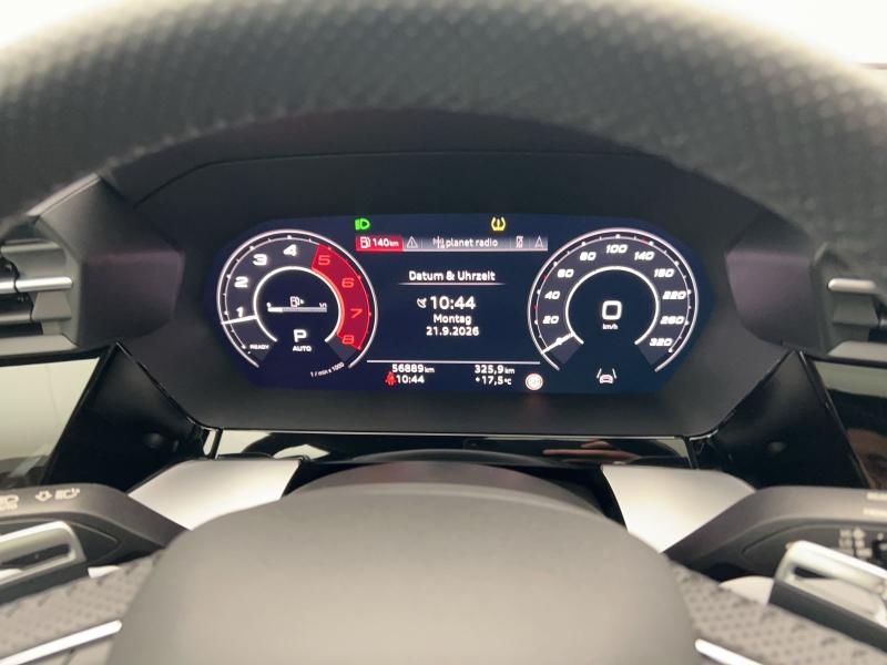 Audi RS 3 Sportback – image 9 of 18