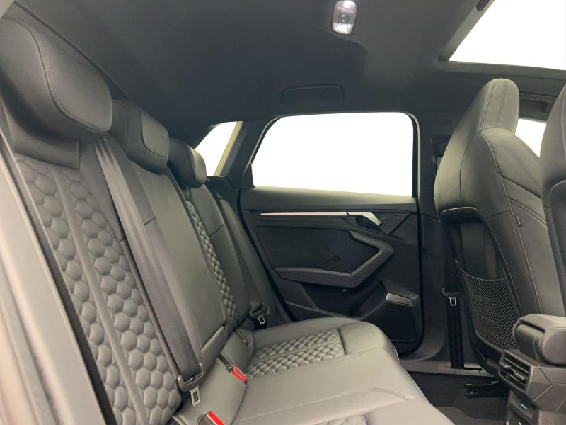 Audi RS 3 Sportback – image 15 of 18