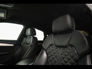 Audi Q5 Sportback S line – image 23 of 25