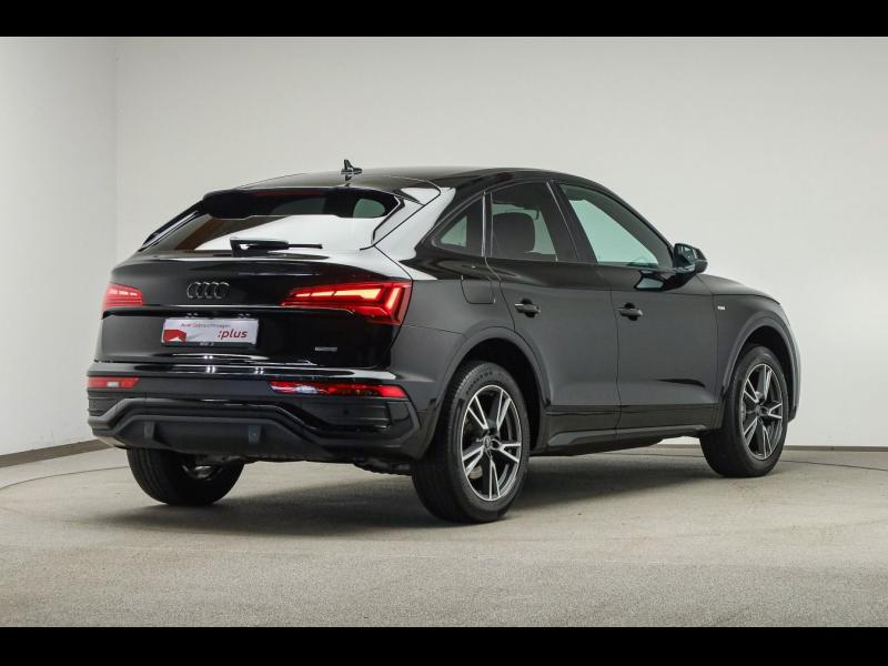 Audi Q5 Sportback S line – image 2 of 25