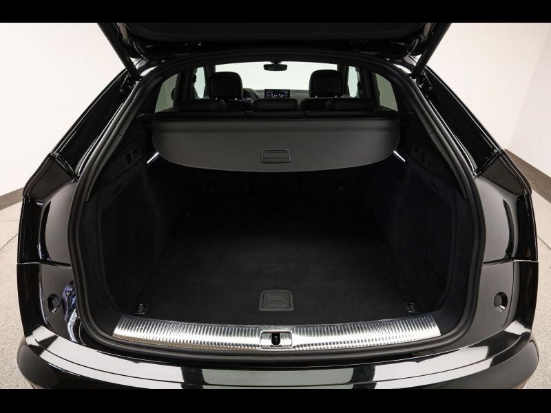Audi Q5 Sportback S line – image 24 of 25