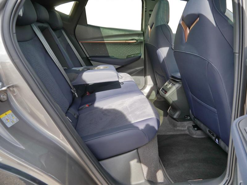 Cupra Tavascan VZ – image 16 of 24