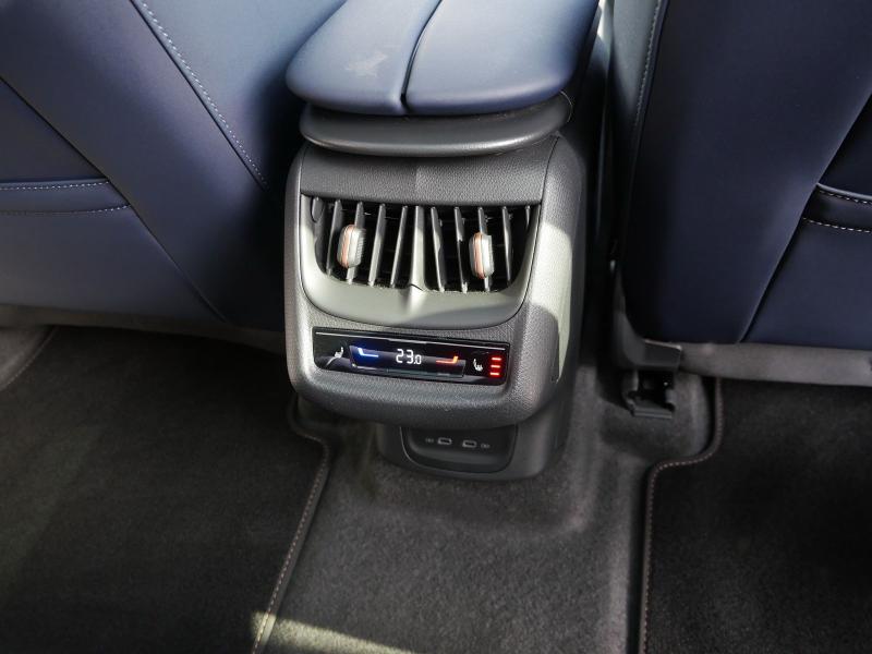 Cupra Tavascan VZ – image 17 of 24