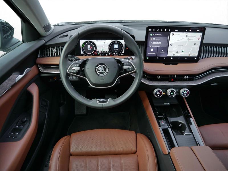 Škoda Superb L – image 8 of 24