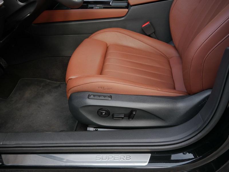 Škoda Superb L – image 22 of 24