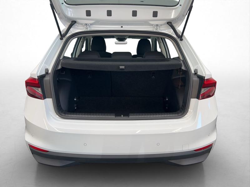 Škoda Fabia Selection – image 11 of 17