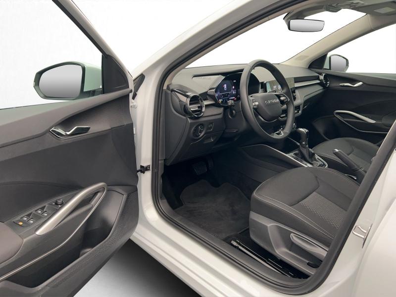 Škoda Fabia Selection – image 14 of 17