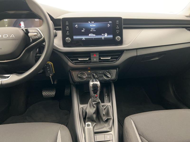 Škoda Kamiq Essence – image 7 of 17