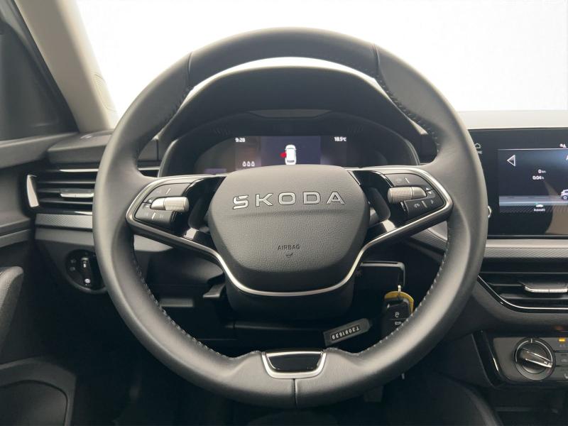 Škoda Kamiq Essence – image 8 of 17