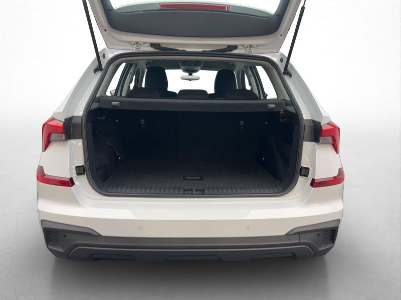 Škoda Kamiq Essence – image 11 of 17