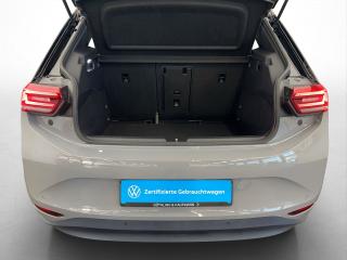Volkswagen ID.3 Pro Performance – image 11 of 17