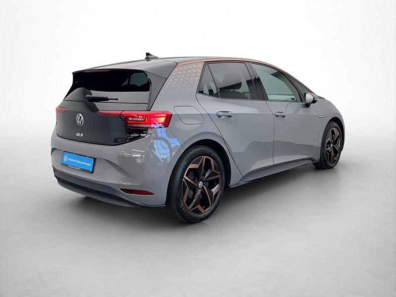 Volkswagen ID.3 Pro Performance – image 2 of 17