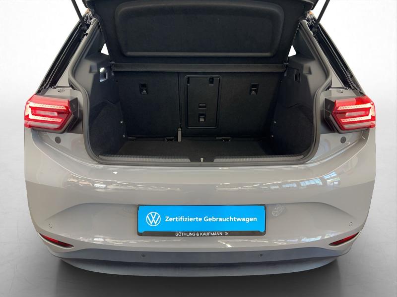 Volkswagen ID.3 Pro Performance – image 11 of 17