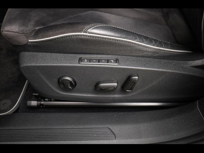 Škoda Enyaq Sportline – image 19 of 25
