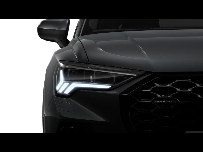 Audi Q3 Sportback S line – image 2 of 8