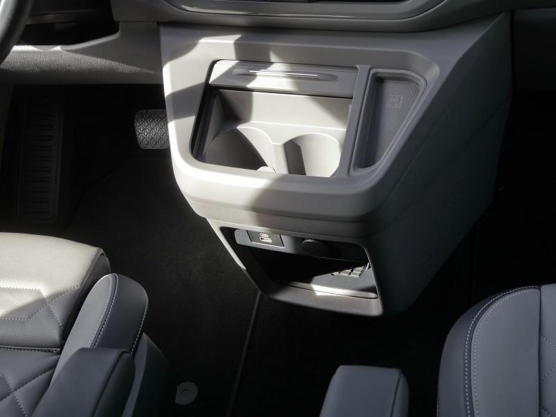 Volkswagen e-Caravelle – Bild 7 von 24