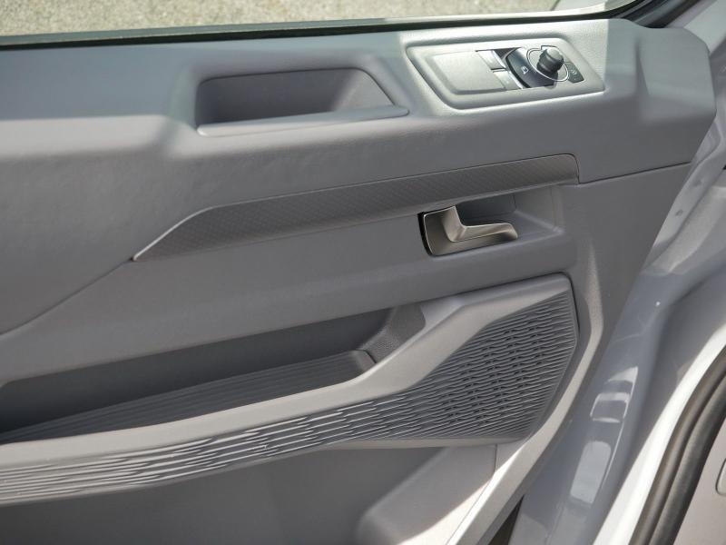 Volkswagen e-Caravelle – Bild 21 von 24