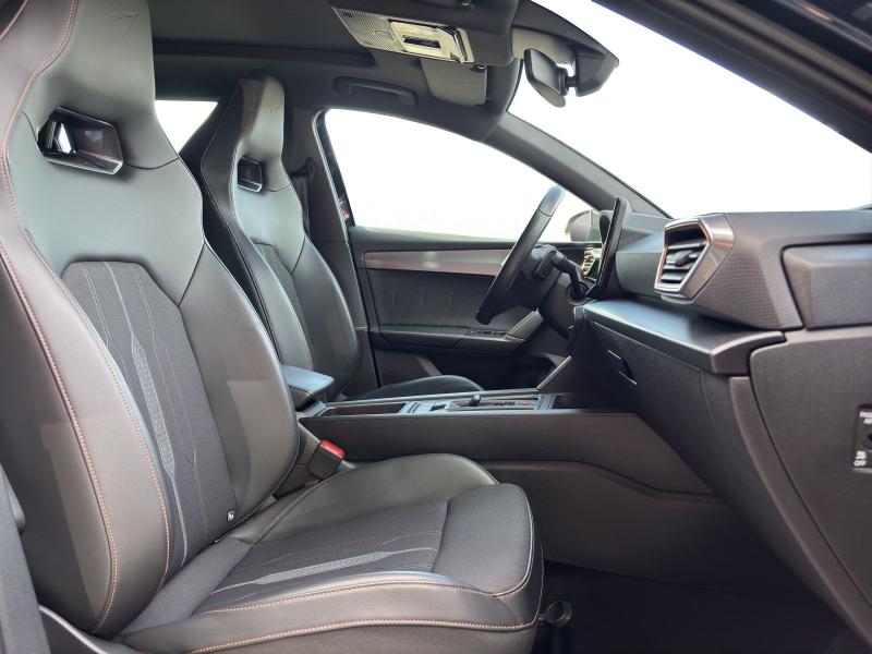 Seat Leon – image 4 of 16