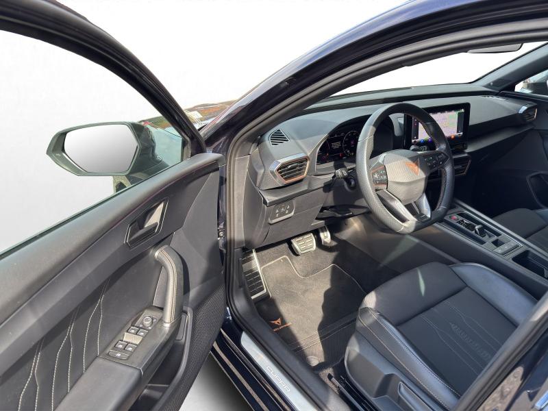 Seat Leon – image 13 of 16