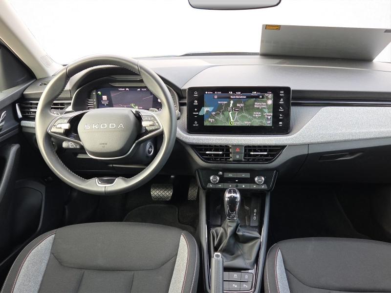 Škoda Kamiq Selection – image 5 of 25