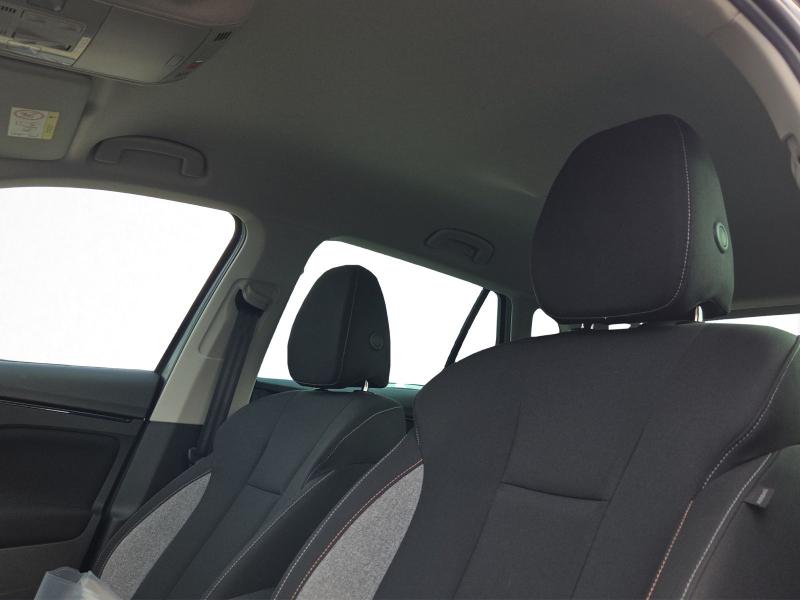 Škoda Kamiq Selection – image 10 of 25