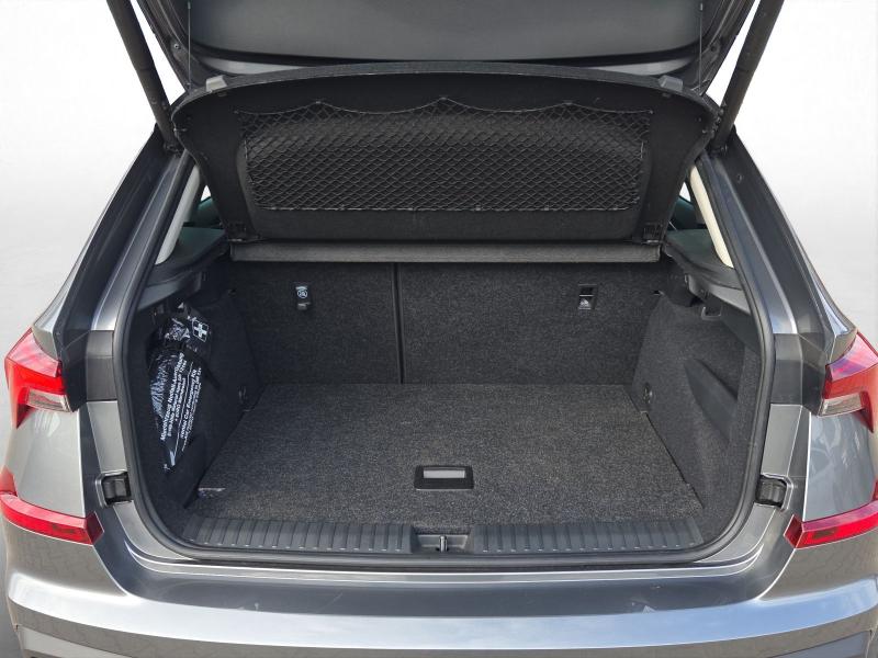 Škoda Kamiq Selection – image 11 of 25