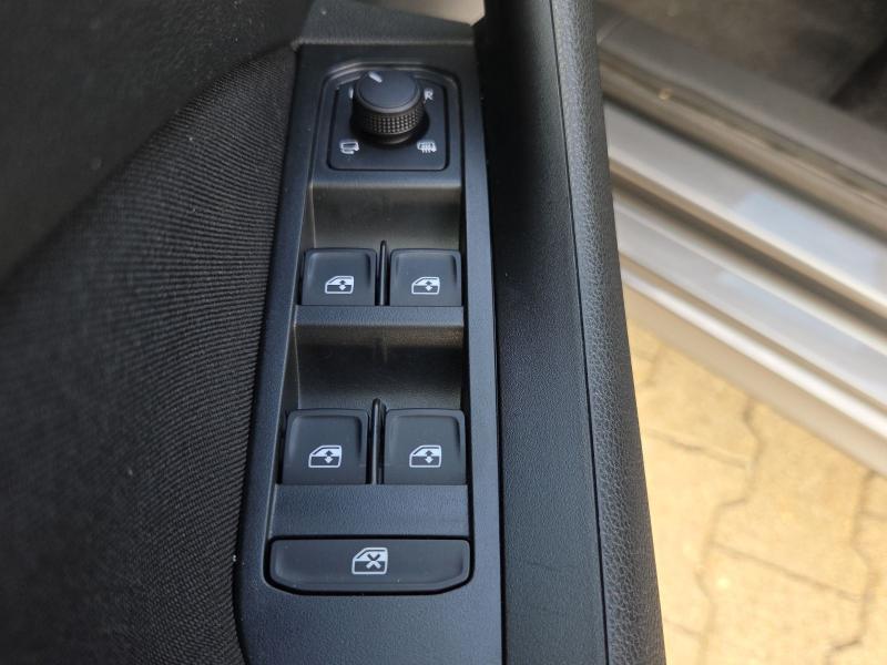 Škoda Kamiq Selection – image 15 of 25